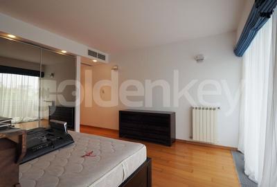 Apartament cu 3 camere semidecomandat, mobilat în Primăverii - 12