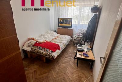 Apartament cu 4 camere decomandat în Central - 9