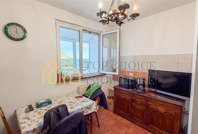 Apartament cu 2 camere semidecomandat, mobilat în 1 Mai - 17