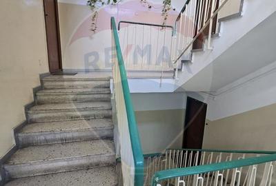 Apartament cu 3 camere decomandat în Titan - 9