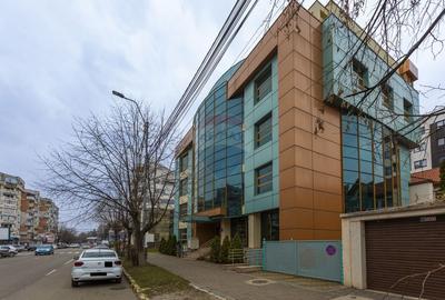 Imobil premium în centrul Bacăului – imagine și vizibilitate - 3