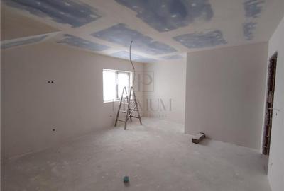 Duplex cu 4 camere cu Canalizare în Moșnița Veche - 5