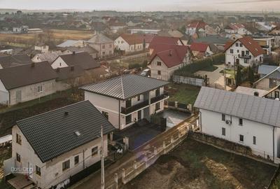 Casă cu 4 camere în Central - 2