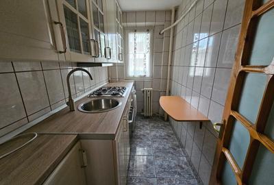 Apartament cu 2 camere decomandat în Teiul Doamnei - 5