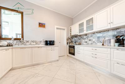 Vila de lux cu 4 camere si piscina interioara, zona Gradiste, Arad - 9