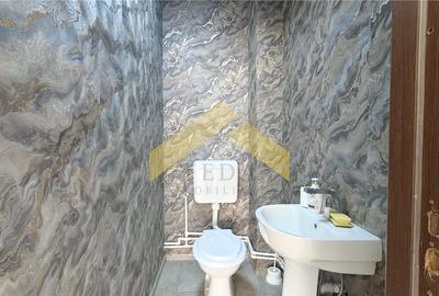 Spațiu comercial, de 60 mp, în Central - 2