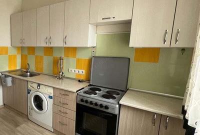 Garsonieră semidecomandată în P-ța Victoriei