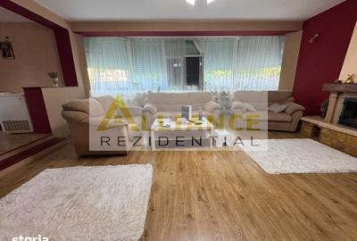 Casă cu 8 camere cu Teren 1086 Mp în Frumușani