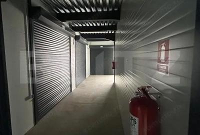 Spațiu comercial, de 200 mp, în Central - 3