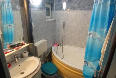 Apartament cu 4 camere semidecomandat, mobilat în Podu Roș - 8