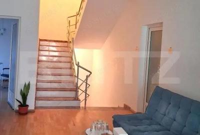 Casă cu 14 camere cu Teren 706 Mp în Soarelui - 12