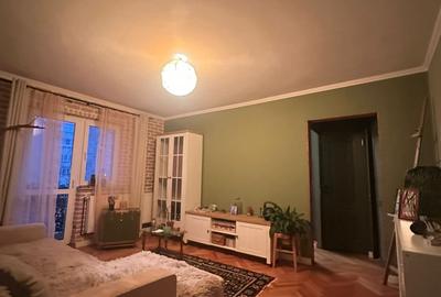 Apartament 2 camere, str. Zizinului - 1