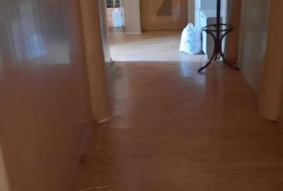 Apartament cu 3 camere decomandat în Central - 4