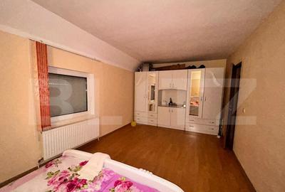 Casa de vanzare , 258.00 utili + 418 teren, zona Closca - 17