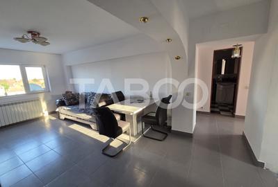 Apartament cu 4 camere decomandat în Făgăraș - 2