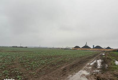 Teren de 4306 mp, în Central - 1