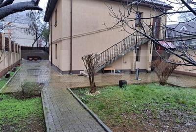 Casă cu 7 camere cu Teren 533 Mp în Brazda lui Novac - 4