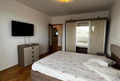 Apartament cu 3 camere decomandat în Tomis III - 15