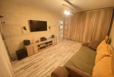 Apartament cu 4 camere decomandat, mobilat în Sălaj - 1