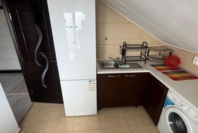 Apartament cu 2 camere decomandat în Apărătorii Patriei - 3