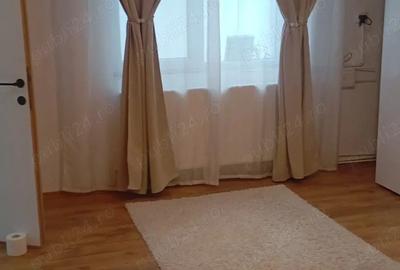 Casă cu Teren 1120 Mp în Central - 2