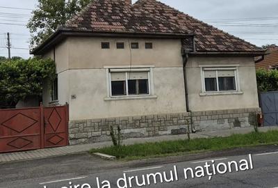 Casa de vanzare in Mun. Reghin, la ?oseaua principala, aproape de centru comercial, pia?a - 1