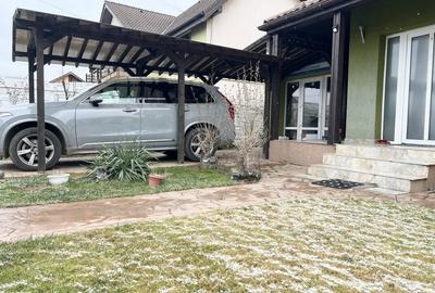 Casă cu 4 camere cu Teren 500 Mp în Săcălaz