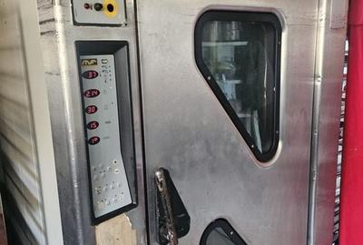 Spatiu pretabil cofetarie-laborator Eroii Revolutiei( Bellu) - 5