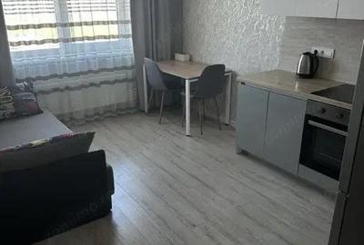 Garsonieră decomandată în Titan - 2