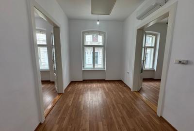 Închiriere spațiu birouri 39,74 mp – ultracentral, str. Alba Iulia, etaj 2 - 3