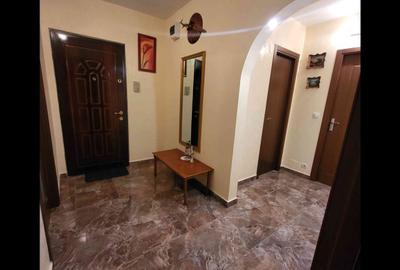 Apartament cu 3 camere decomandat în Bistrița Lac - 2