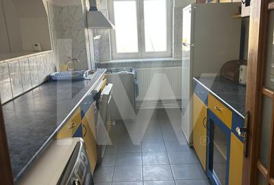Apartament cu 4 camere semidecomandat, mobilat în Calea București - 3