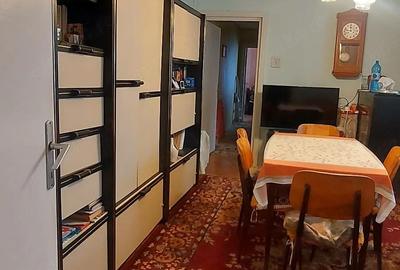 Apartament cu 4 camere semidecomandat în Circumvalațiunii - 15