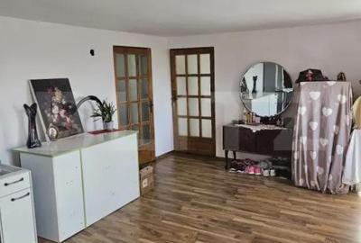 Casă cu 5 camere cu Teren 524 Mp în Găești - 16