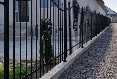 Casă cu 5 camere cu Teren 200 Mp în Lumina - 2