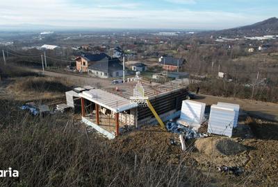 Casă cu 4 camere cu Teren 450 Mp în Mireșu Mare - 10