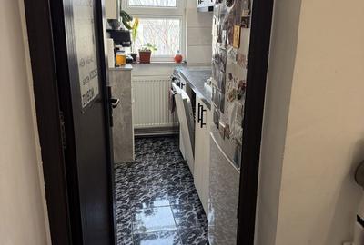 Apartament cu 3 camere semidecomandat, mobilat în Central - 6