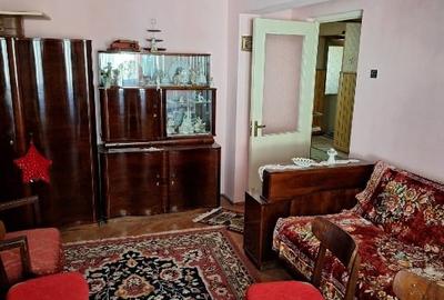 Apartament cu 4 camere decomandat, mobilat în Central - 11