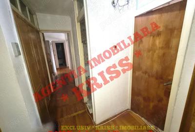 Apartament cu 3 camere decomandat în Eremia - 2