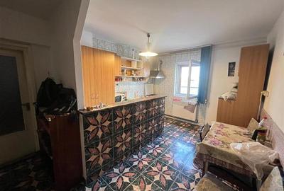 3 cam decomandat, Girocului , 2 bai,2 balcoane,  centrala proprie+2 boxe - 20