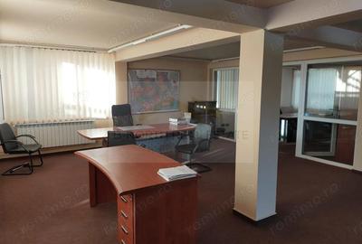 Spațiu comercial, de 1,110 mp, în Central - 2