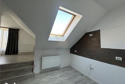 Apartament cu 3 camere decomandat în Decebal - 3