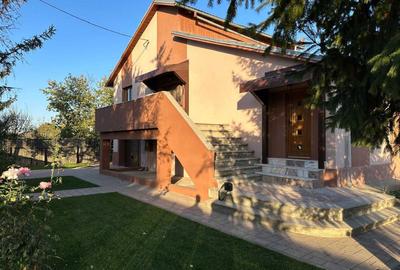 Casă cu 4 camere în Mărtăcești - 6