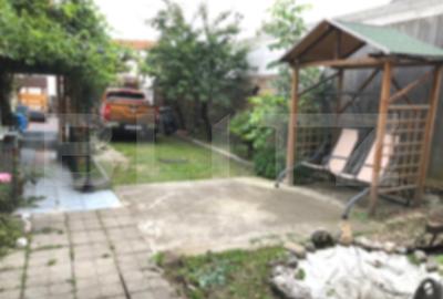 Casa cu doua corpuri, Zarnesti, pretabil pensiune sau casa de familie - 3