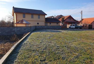Teren intravilan in Bors cu toate utilitatile - 4