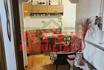 Apartament cu 3 camere decomandat în Central - 9