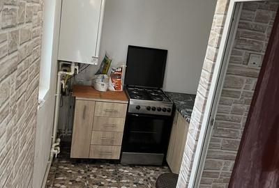 Garsonieră decomandată în Central - 1