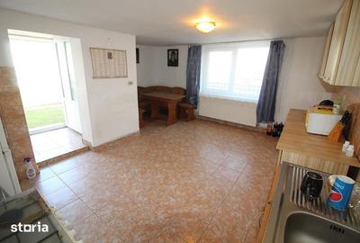 Casă cu 2 camere cu Teren 2261 Mp în Central - 3