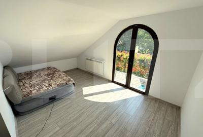 Casă cu 5 camere cu Teren 2133 Mp în Central - 3