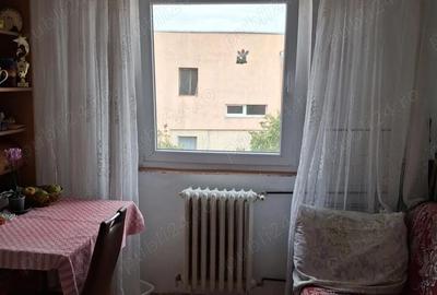 Apartament cu 2 camere decomandat în Buziașului - 4